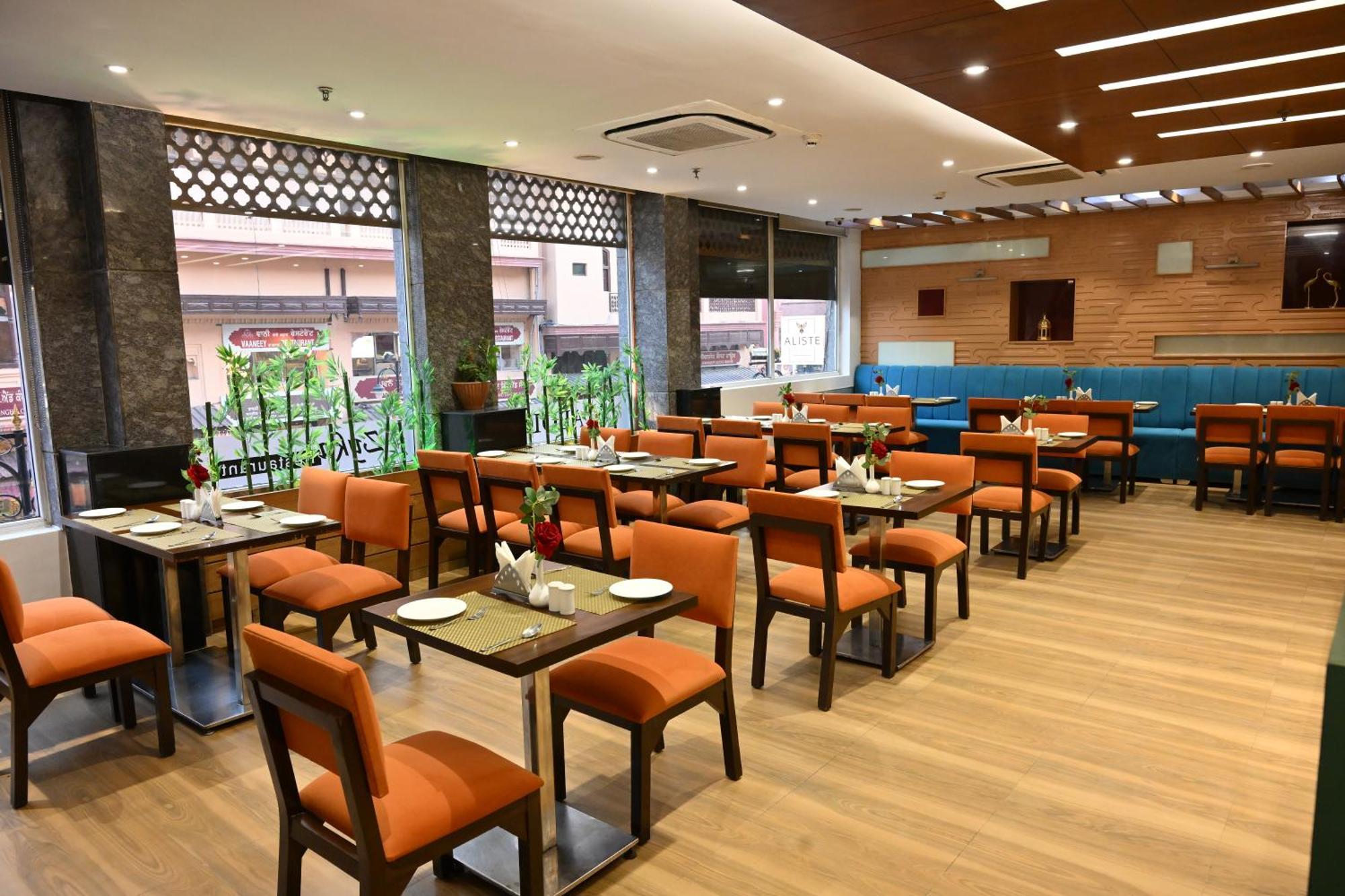 Abode By Aliste Hotels- 2 Minutes Walking To Golden Temple, אמריצר מראה חיצוני תמונה