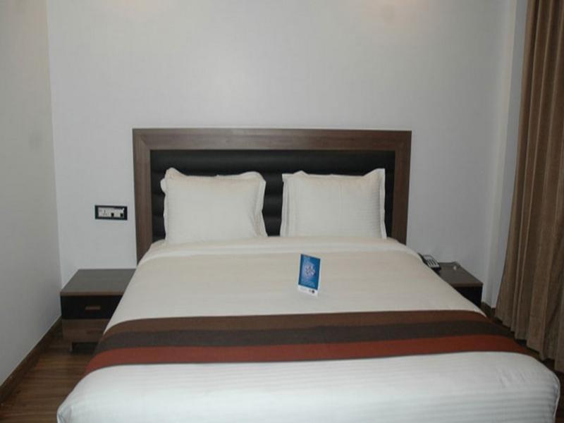 Abode By Aliste Hotels- 2 Minutes Walking To Golden Temple, אמריצר מראה חיצוני תמונה