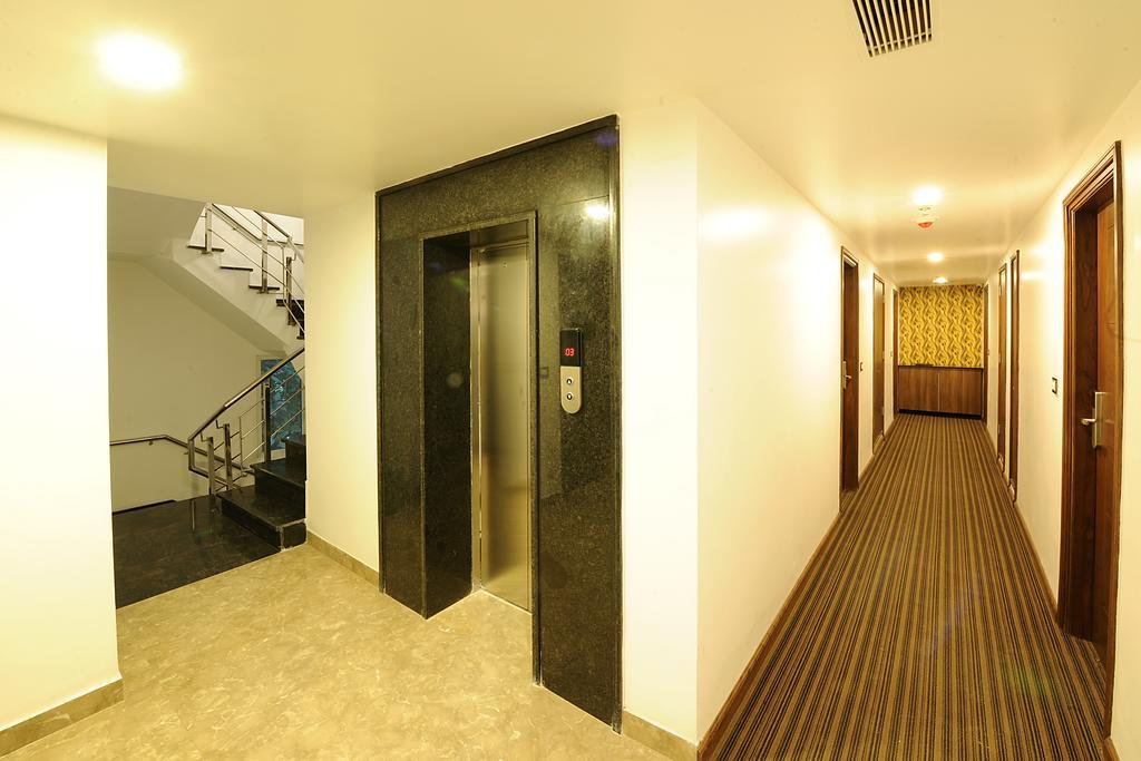 Abode By Aliste Hotels- 2 Minutes Walking To Golden Temple, אמריצר מראה חיצוני תמונה