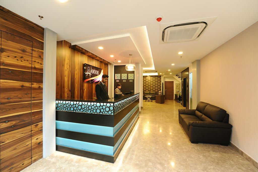 Abode By Aliste Hotels- 2 Minutes Walking To Golden Temple, אמריצר מראה חיצוני תמונה